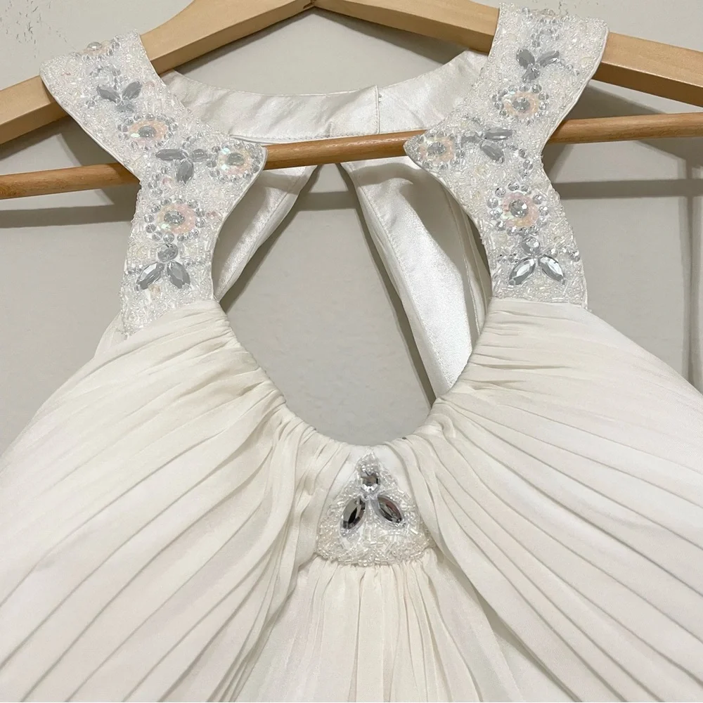 AIDAN MATTOX SILK IVORY BEADED KEYHOLE NECK EVENING GOWN SIZE 6 - Picture 4 of 13